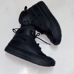 Nike ACG Woodside Boots 524872-004 Kids Black High-Top Sneakers Youth Size 4.5
